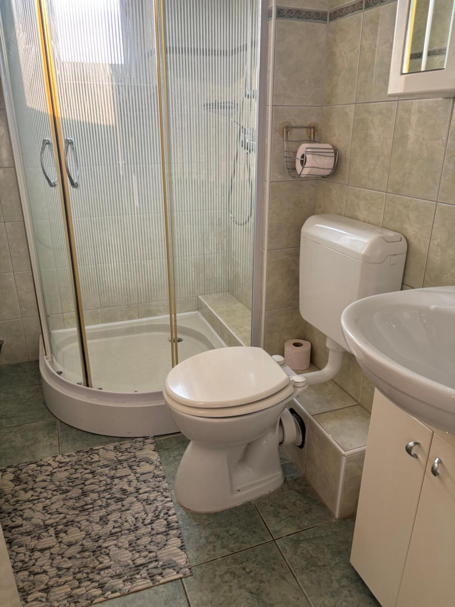 Afamado Apartman Fisli Hévíz Exterior foto