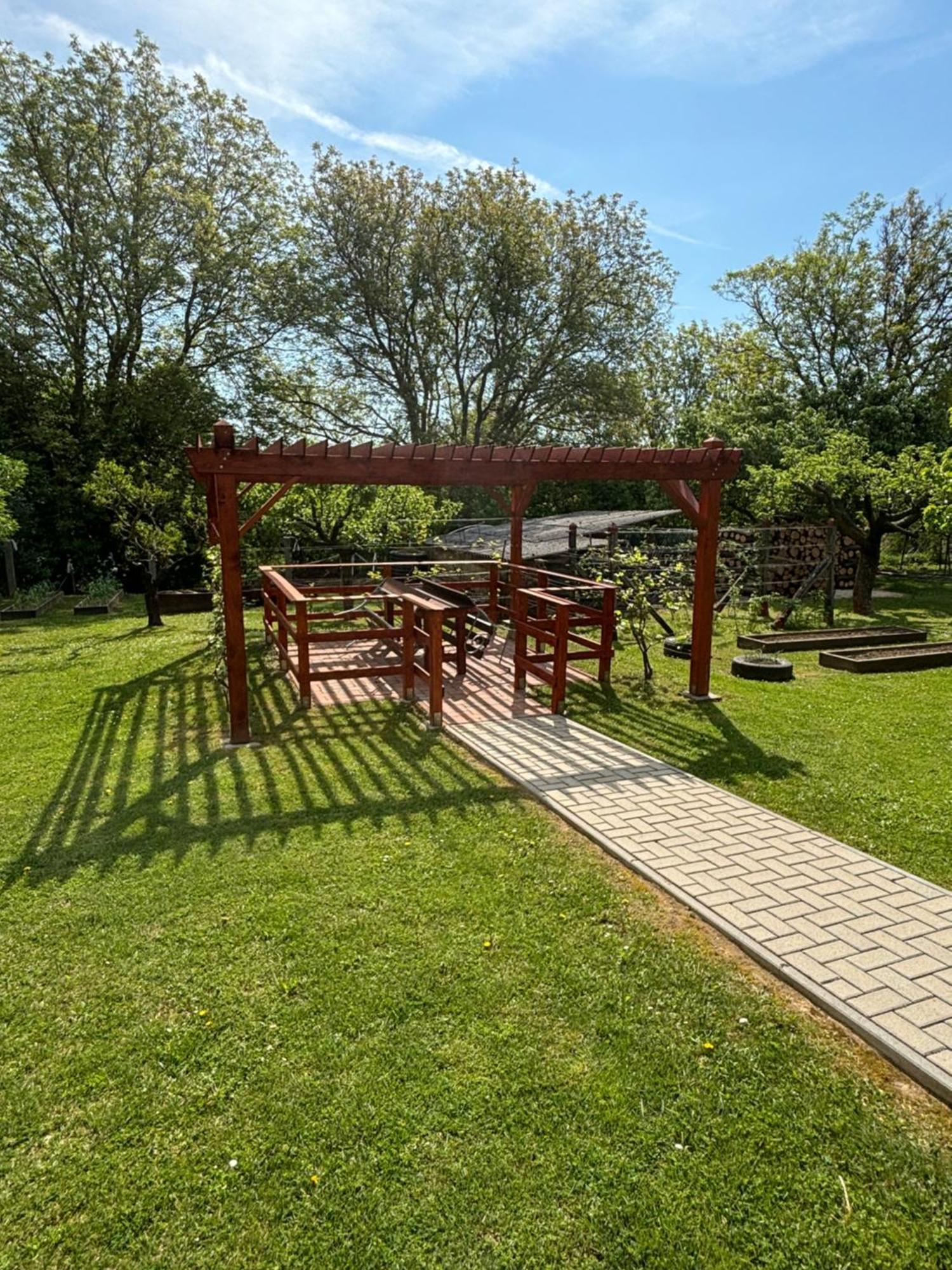 Afamado Apartman Fisli Hévíz Exterior foto